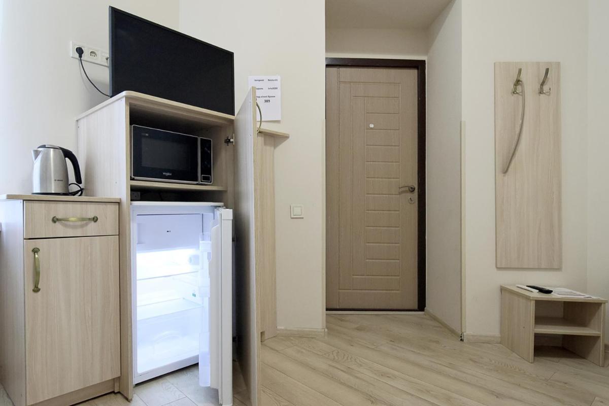 Buk Apartments On Doroshenka 25 Lviv Bagian luar foto